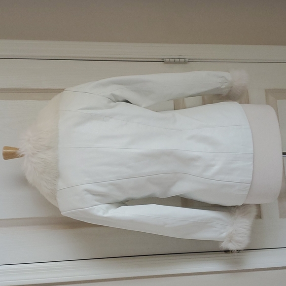 White Fox & Leather Bodycon Jacket - Picture 7 of 10